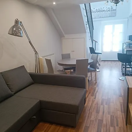 Duplex En Apartamento Simancas